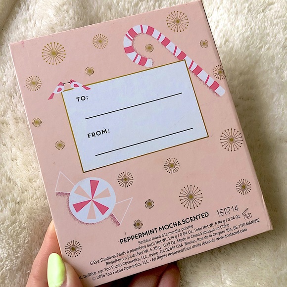 Too Faced Holiday 2016 Peppermint Mocha Eyeshadow Palette - Picture 3 of 5